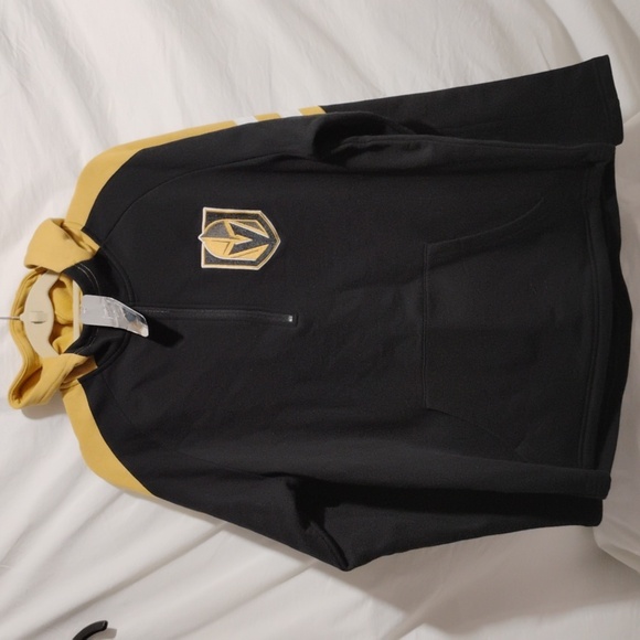 NWT NHL Vegas Golden Knights Half Zip Pullover Hoodie Sz.L